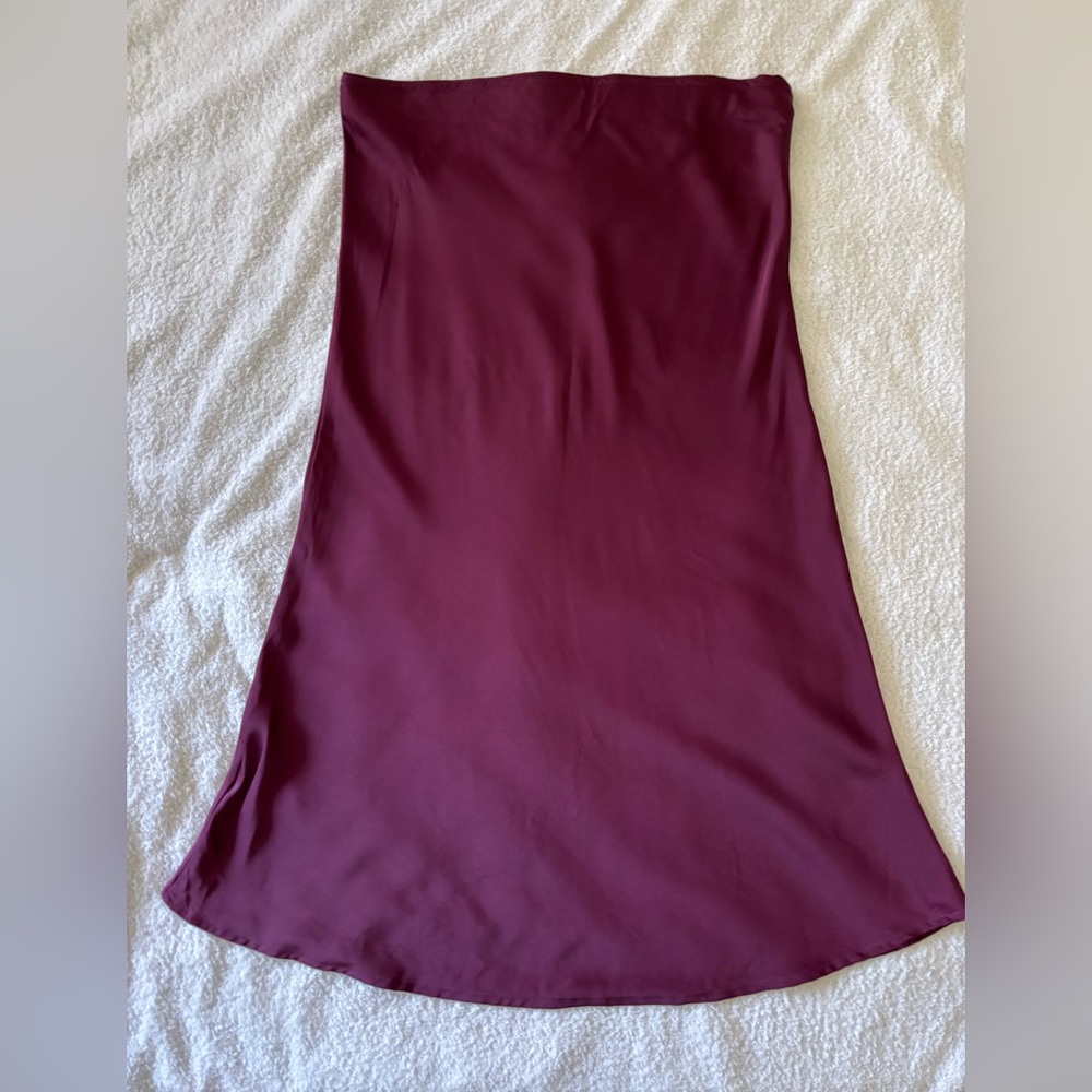 Women’s Elastic High Waist Solid Burgundy Maxi Skirt - Picture 9 of 10